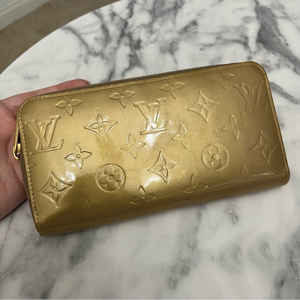 Vintage Louis Vuitton | Vernis Gold Zipper Zippy Long Wallet